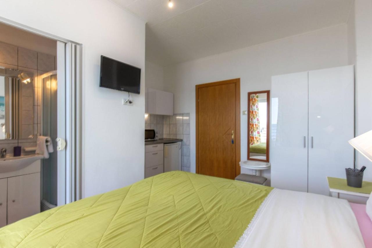 Guesthouse Villa Juric Crikvenica Luaran gambar